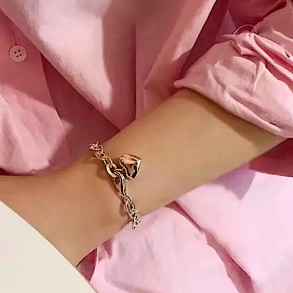 Sterling Silver Heart Charm Chain Link Bracelet - Picture 2 of 15